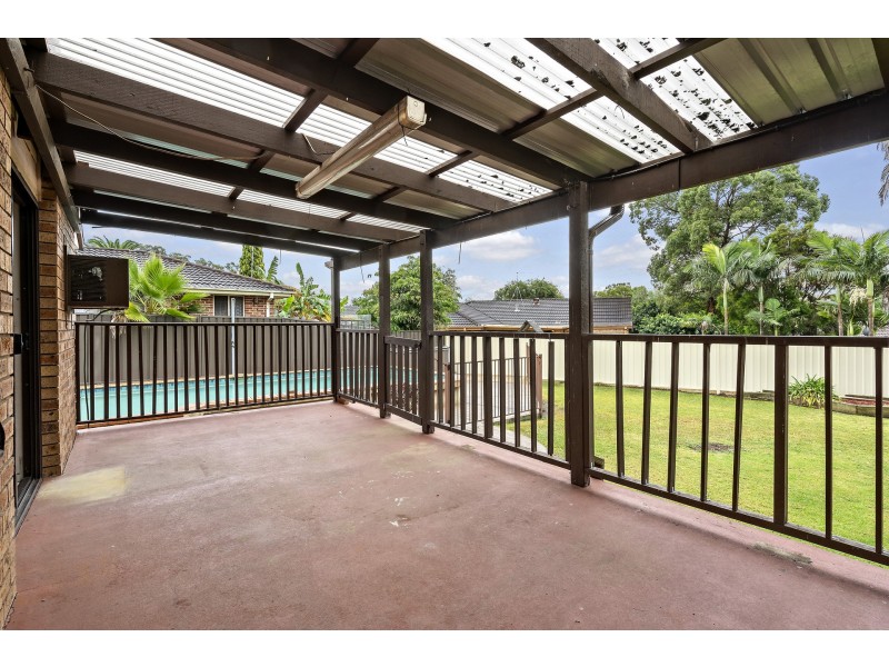 6 Dellit Place, Doonside NSW 2767