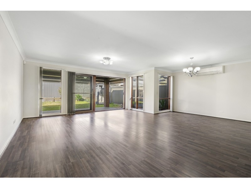 23 Saltbush Circuit, Ropes Crossing NSW 2760