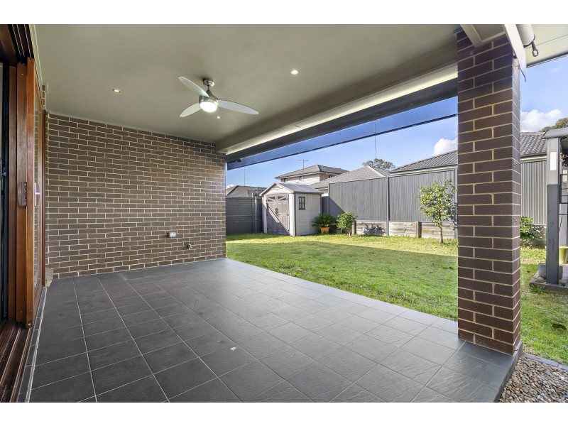 23 Saltbush Circuit, Ropes Crossing NSW 2760