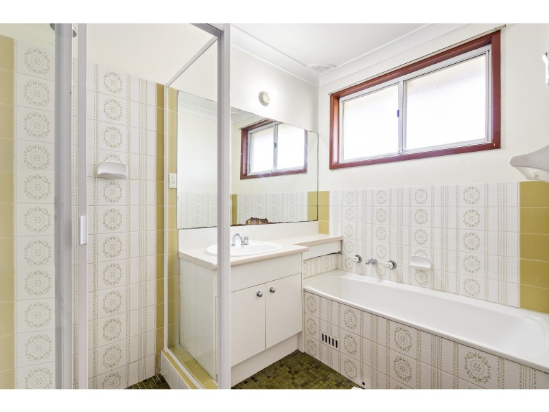 8 Flint Street, Kings Langley NSW 2147