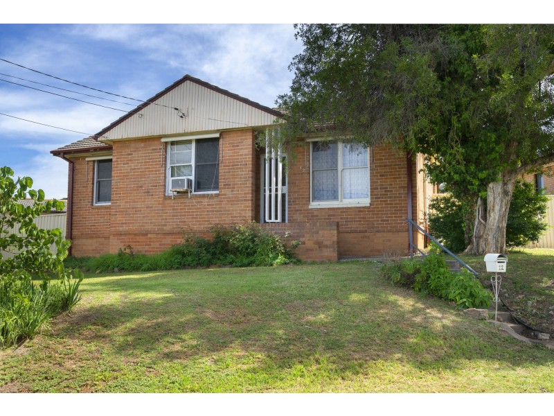 12 Holmes Street, Lalor Park NSW 2147