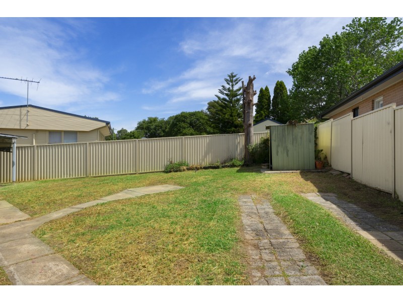 12 Holmes Street, Lalor Park NSW 2147