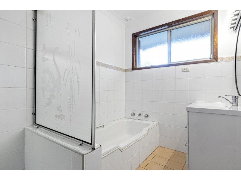 2 Tay Place, Winston Hills NSW 2153