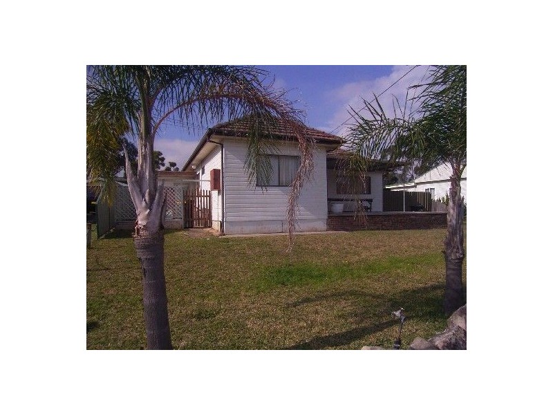 House 15 Cobham Street, Kings Park NSW 2148