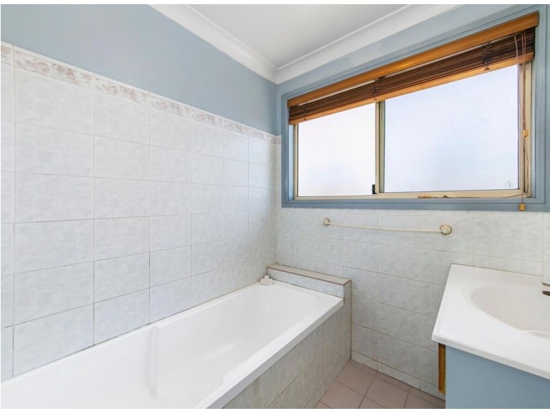 10A Burdett Crescent, Blacktown NSW 2148