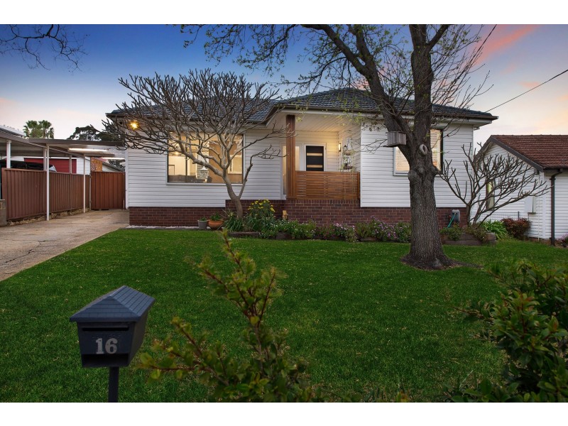 16 Oxley Street, Lalor Park NSW 2147