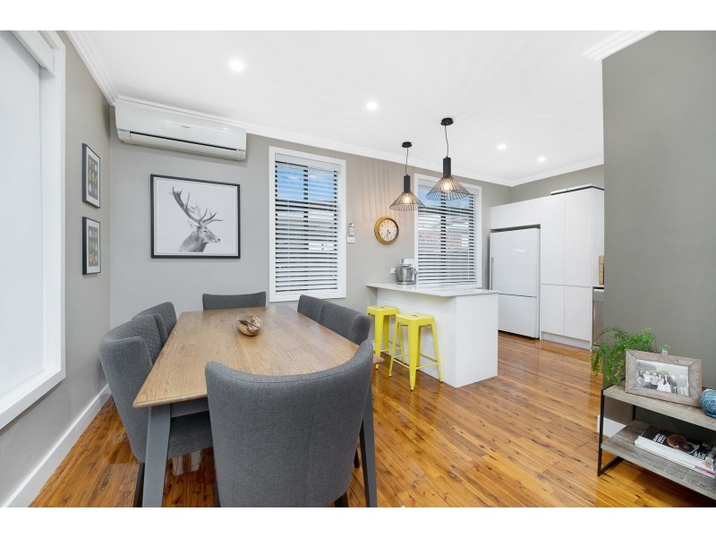 16 Oxley Street, Lalor Park NSW 2147