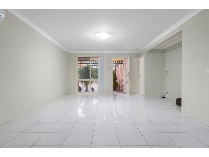 2/2 Blend Place, Woodcroft NSW 2767
