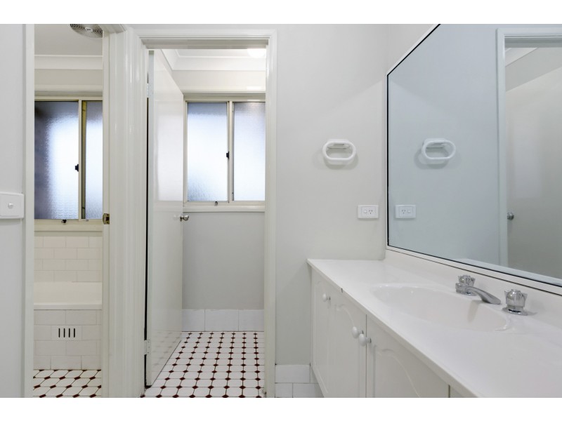 2/2 Blend Place, Woodcroft NSW 2767