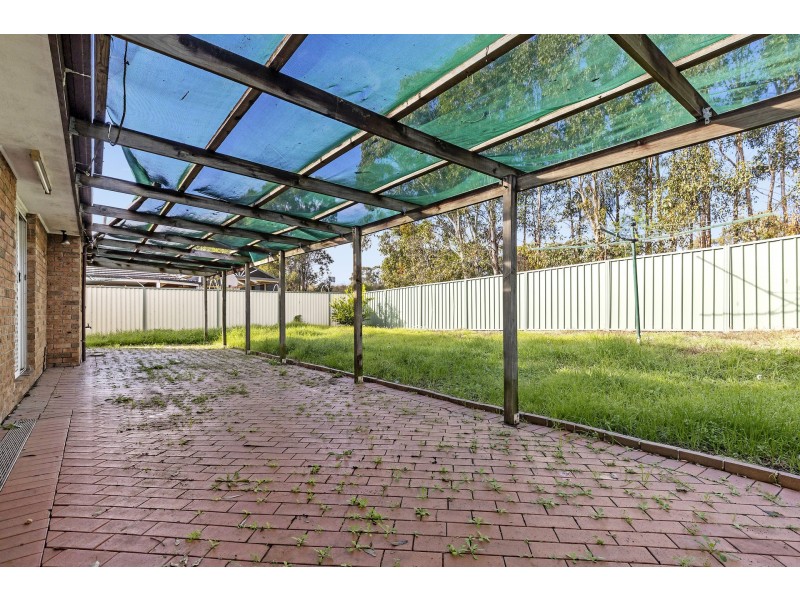 43 Hampton Crescent, Prospect NSW 2148