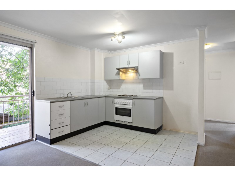 1/25-27 Fourth Avenue, Blacktown NSW 2148