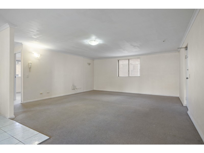 1/25-27 Fourth Avenue, Blacktown NSW 2148