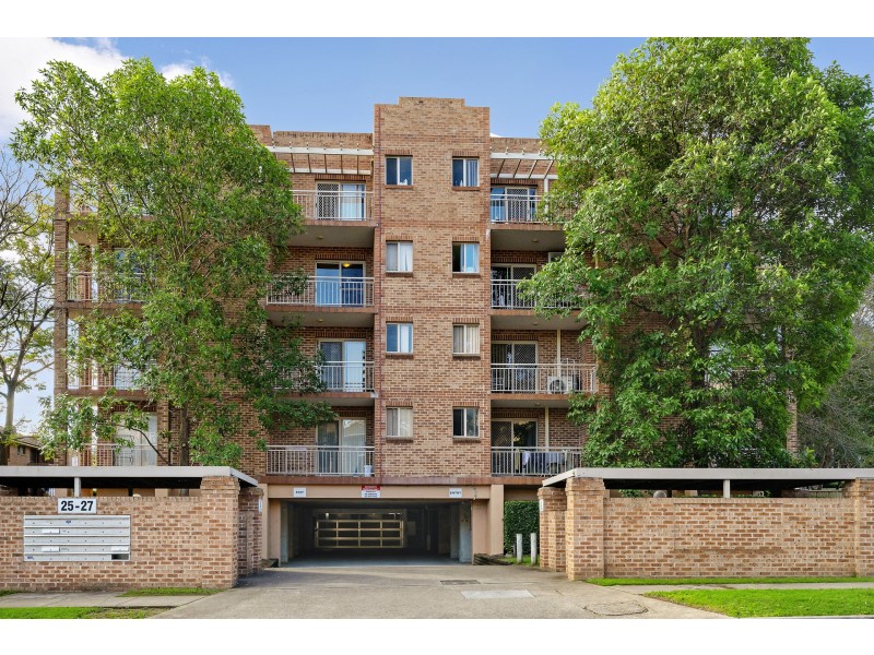 1/25-27 Fourth Avenue, Blacktown NSW 2148