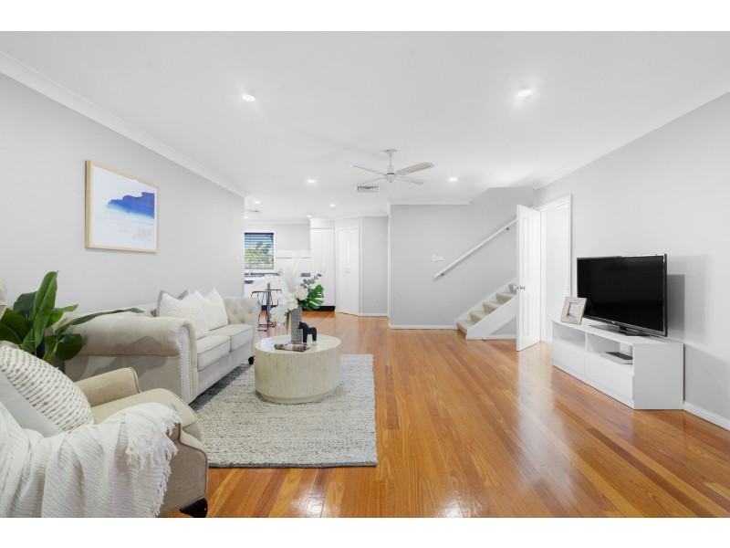 126a Cornelia Road, Toongabbie NSW 2146