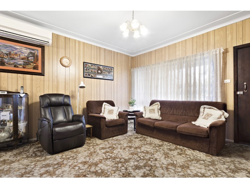 39 Kurrajong Crescent, Blacktown NSW 2148