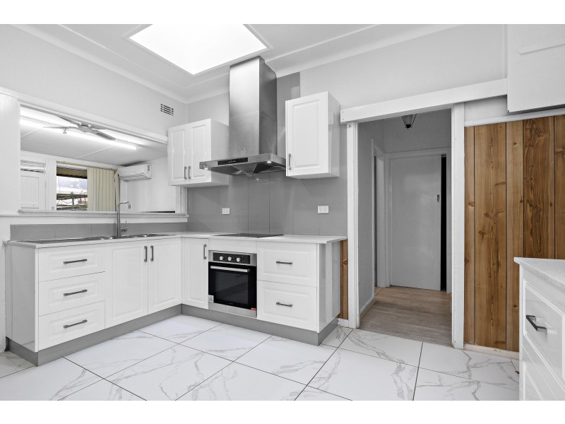 17 Cornock Avenue, Toongabbie NSW 2146