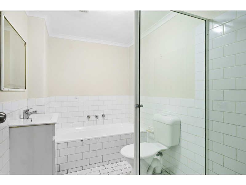 4/25-27 Fourth Avenue, Blacktown NSW 2148
