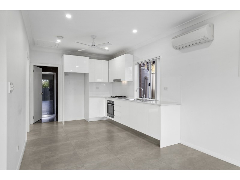 16A Hilltop Avenue, Blacktown NSW 2148