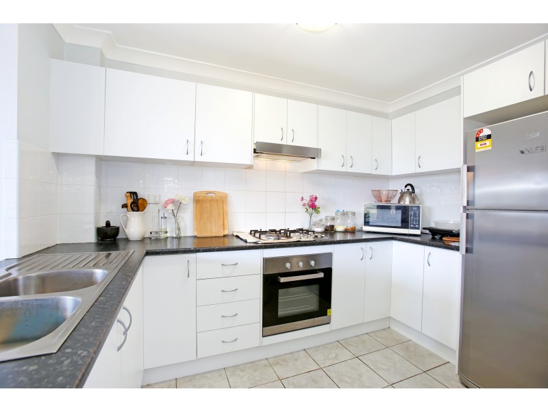 40/2-4 Fourth Avenue, Blacktown NSW 2148