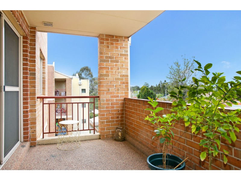 40/2-4 Fourth Avenue, Blacktown NSW 2148