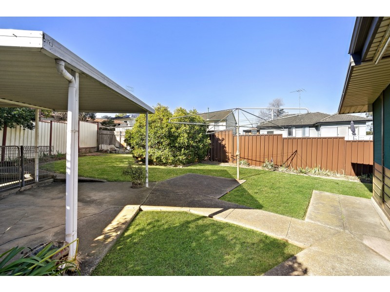 2 Flint Avenue, Penrith NSW 2750