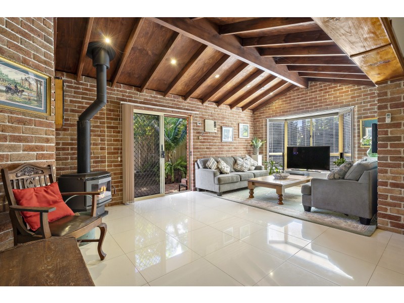 8 Shelley Crescent, Blacktown NSW 2148