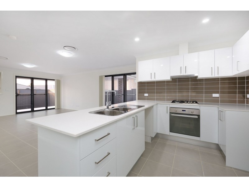 4a Eade Street, Oran Park NSW 2570