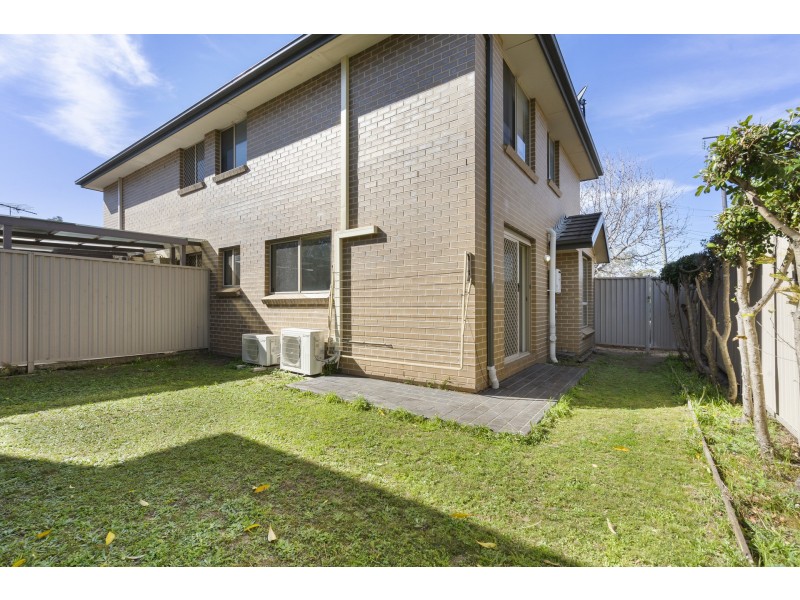 2/70 Norfolk Street, Blacktown NSW 2148