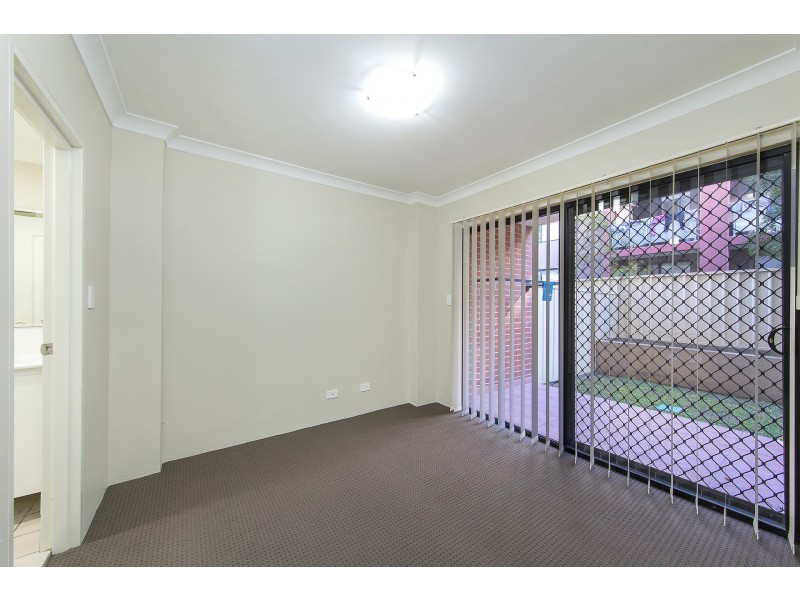 4/20-22 Clifton Street, Blacktown NSW 2148