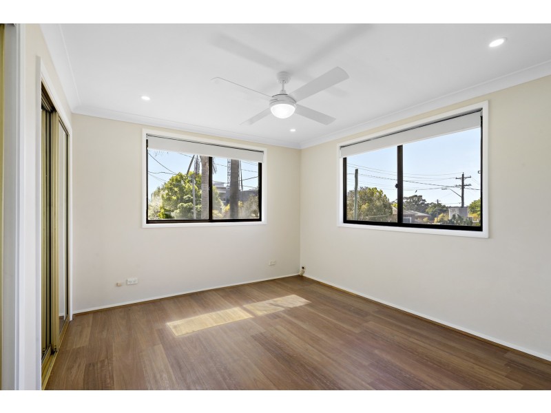 8 Collins Street, Seven Hills NSW 2147