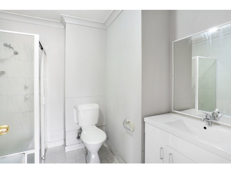 21/5 Griffiths Street, Blacktown NSW 2148