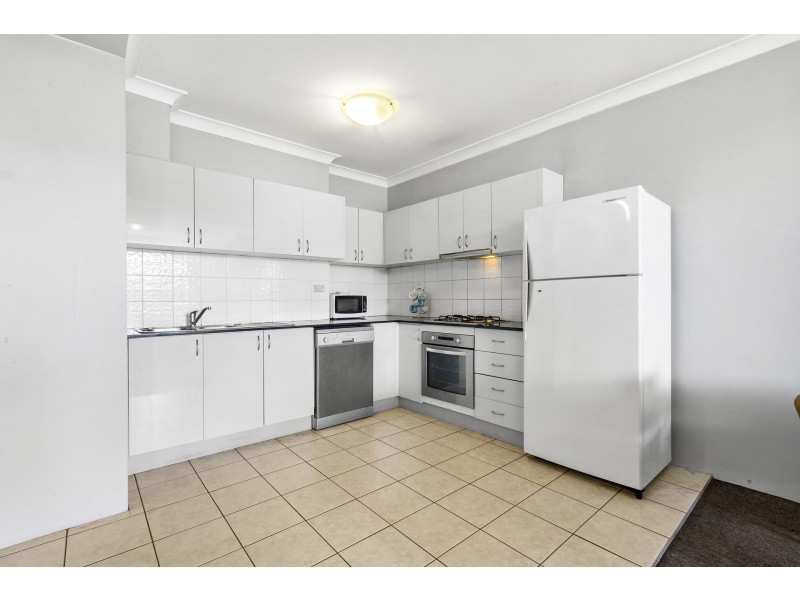 16/24-28 First Avenue, Blacktown NSW 2148