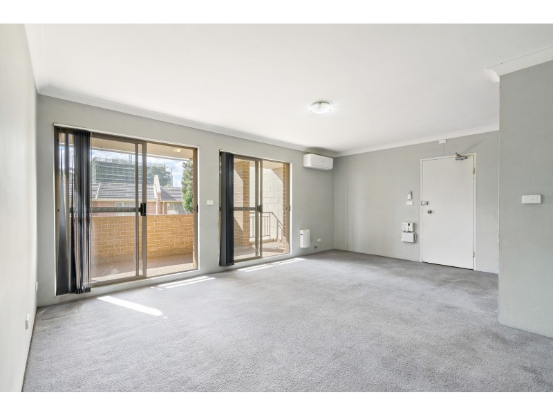 6/2-4 Fourth Avenue, Blacktown NSW 2148