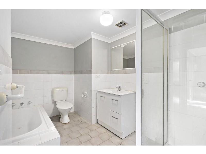 6/2-4 Fourth Avenue, Blacktown NSW 2148