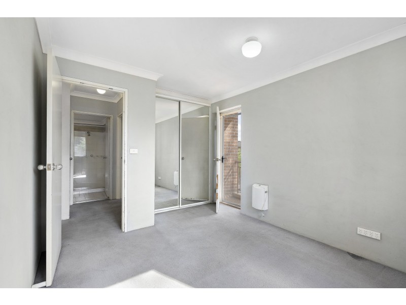 6/2-4 Fourth Avenue, Blacktown NSW 2148