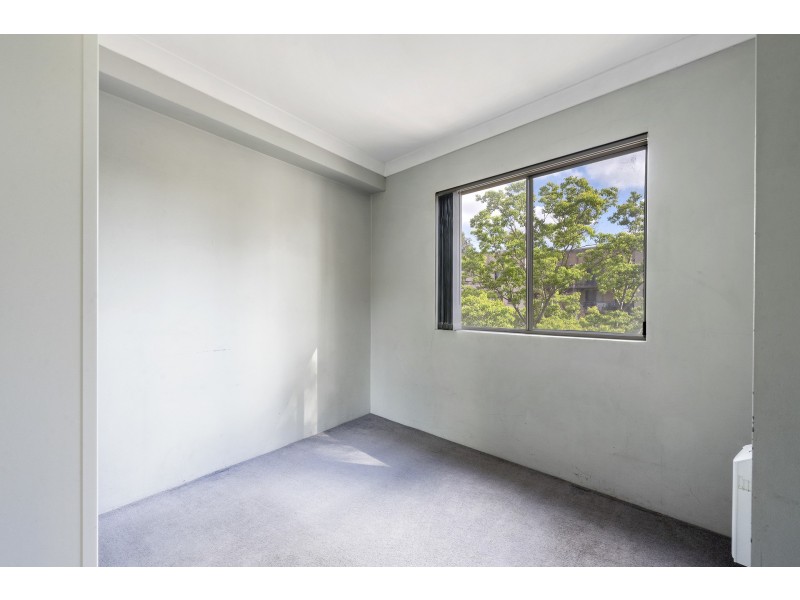 6/2-4 Fourth Avenue, Blacktown NSW 2148