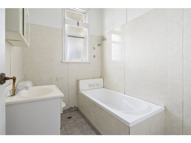 12 Holmes Street, Lalor Park NSW 2147