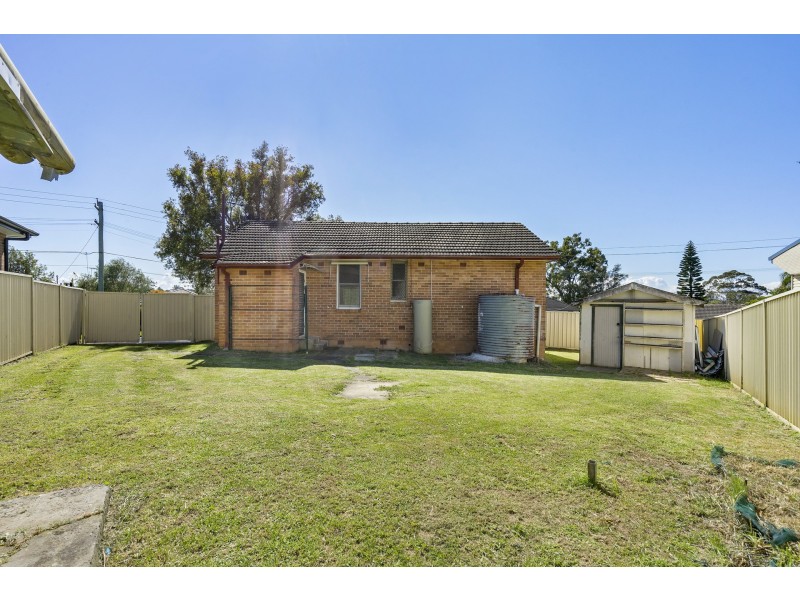 12 Holmes Street, Lalor Park NSW 2147