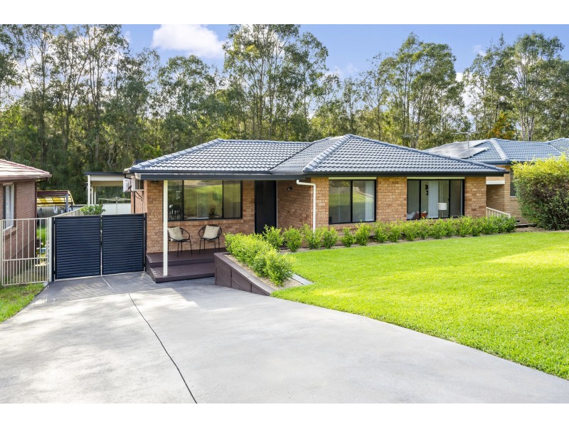 15 Desley Crescent, Prospect NSW 2148