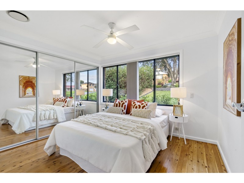 15 Desley Crescent, Prospect NSW 2148