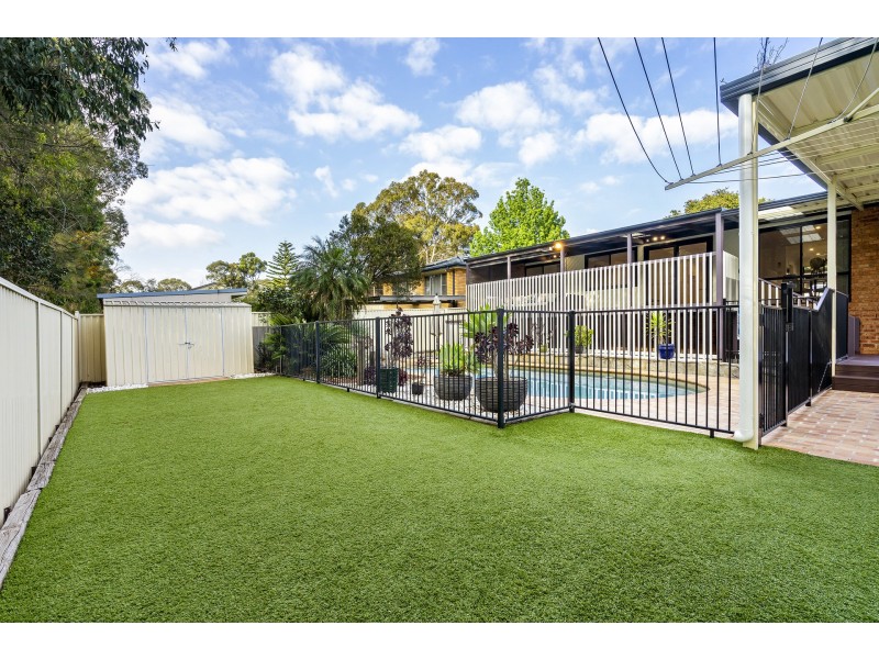 15 Desley Crescent, Prospect NSW 2148