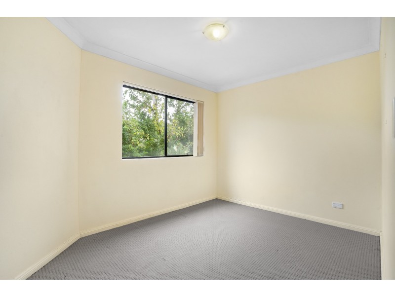 2/23 Bruce Street, Blacktown NSW 2148