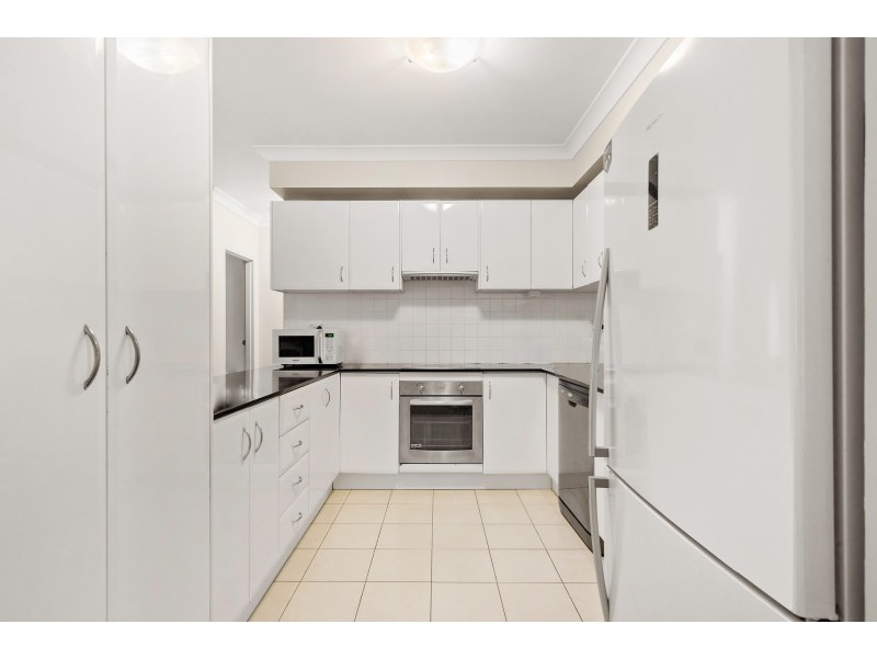 11/16 Oxford Street, Blacktown NSW 2148
