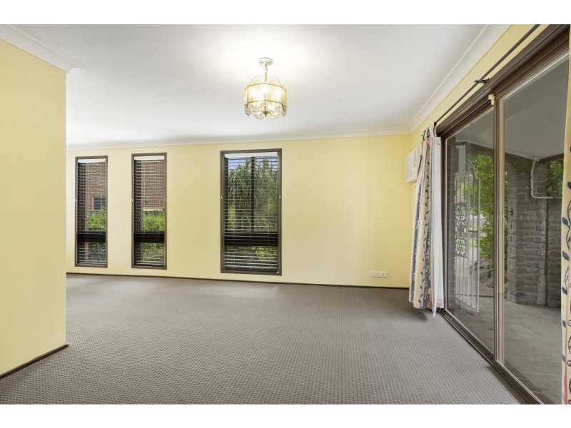 2 Pentland Street, Quakers Hill NSW 2763