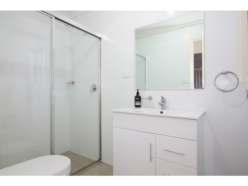 2B Sarre Place, Prospect NSW 2148