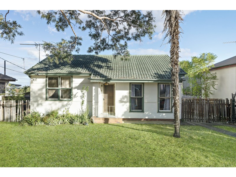 22 Noakes Parade, Lalor Park NSW 2147
