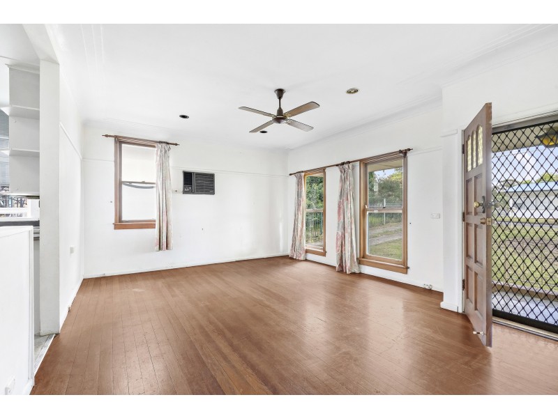 22 Noakes Parade, Lalor Park NSW 2147