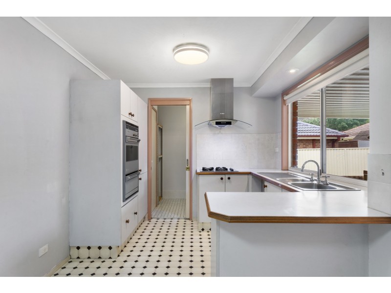 20 Oaktree Grove, Prospect NSW 2148