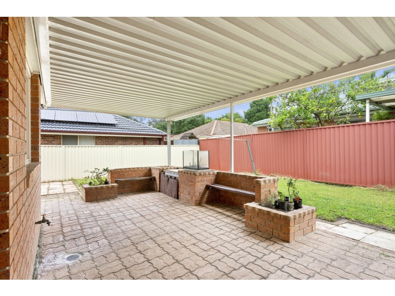 20 Oaktree Grove, Prospect NSW 2148