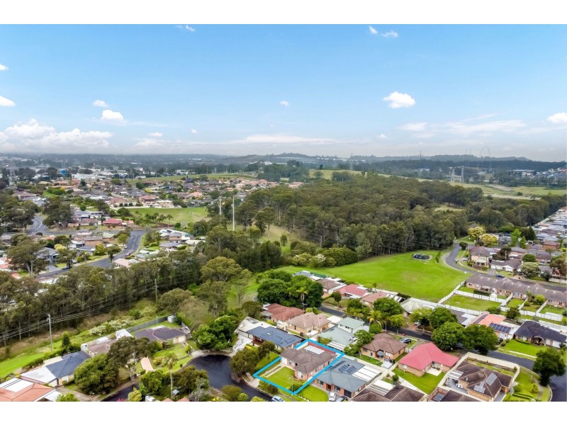 20 Oaktree Grove, Prospect NSW 2148